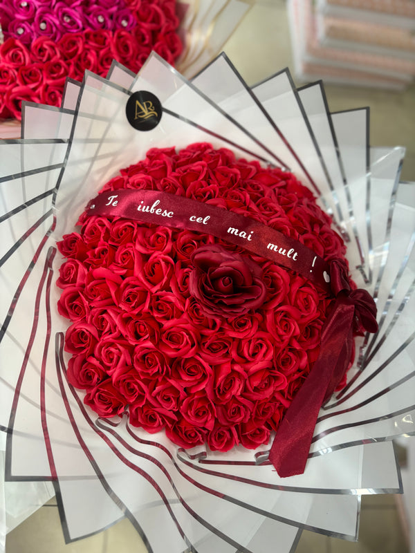 Buchet 101 trandafiri cu mesaj