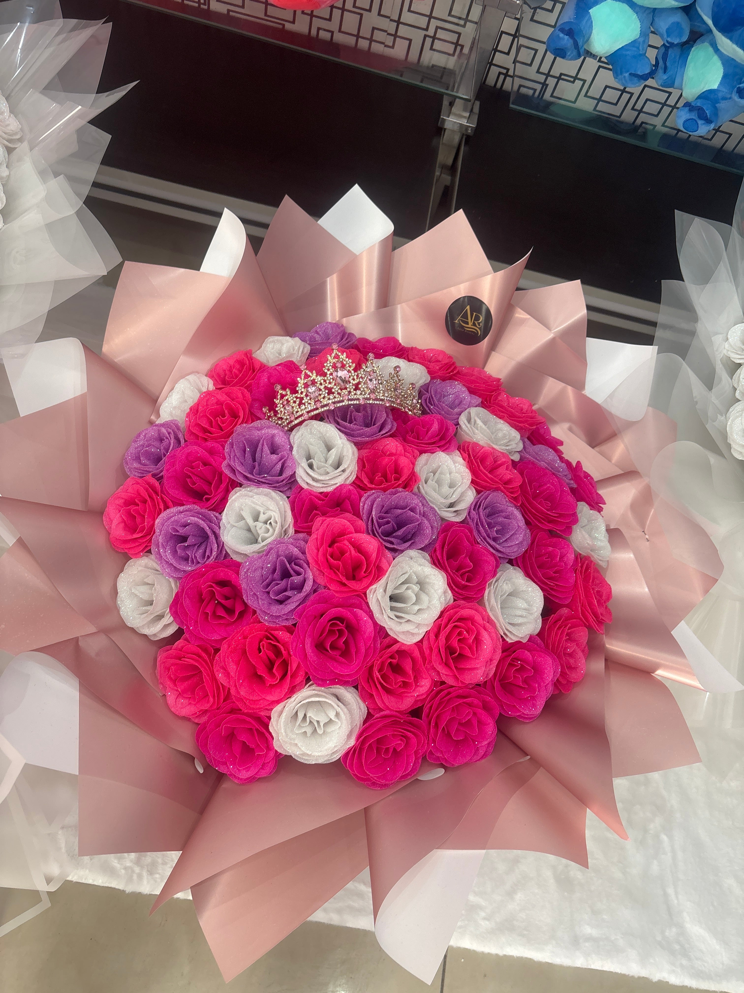 Buchet 51 trandafiri imperiali cu sclipici